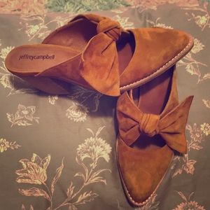 Jeffrey Campbell Cyrus Mules - 7.5